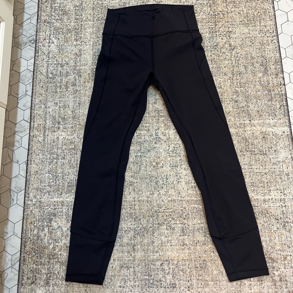 Lululemon in movement leggings